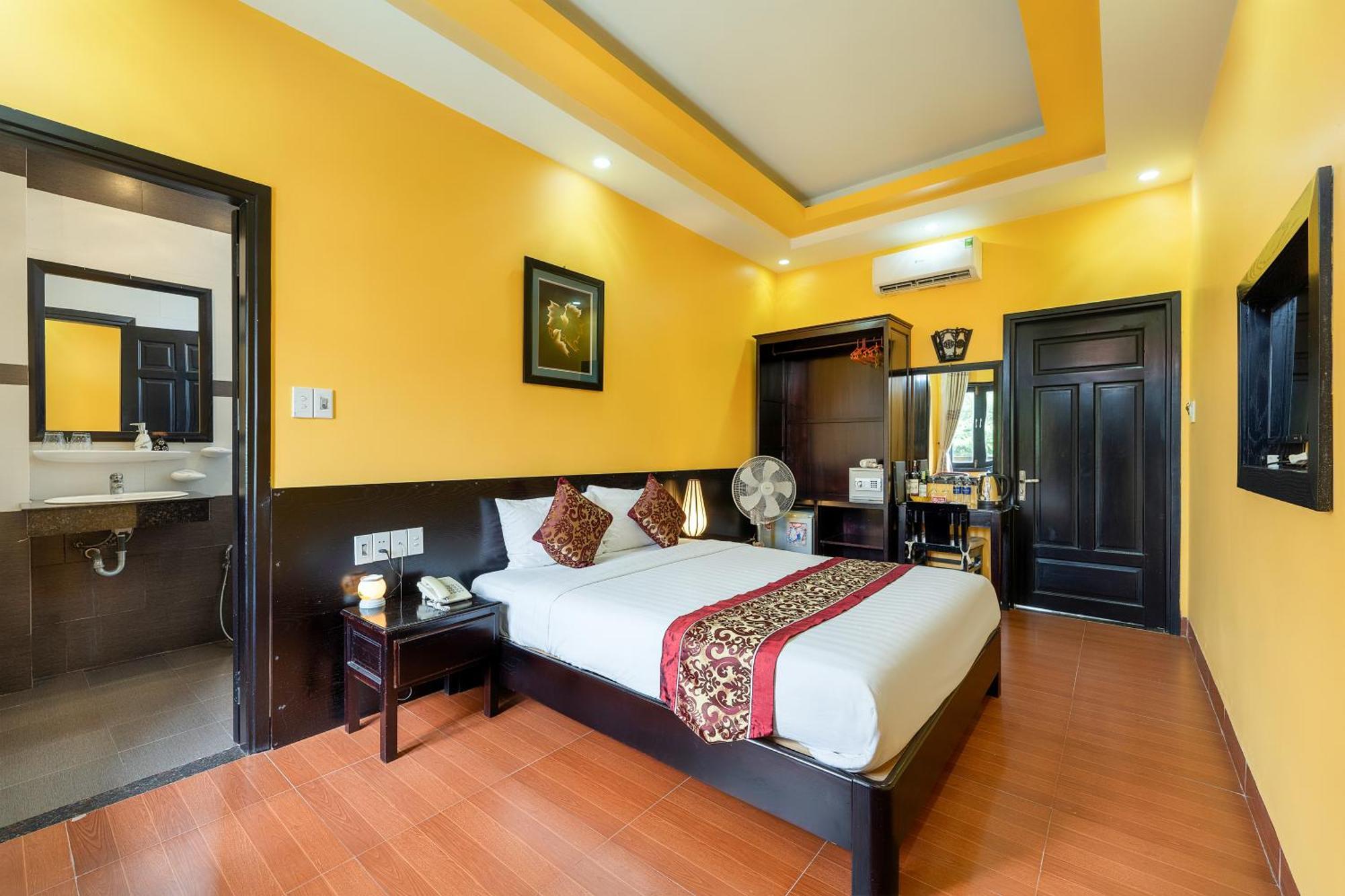 Golden Bell Homestay Hoi An Eksteriør billede